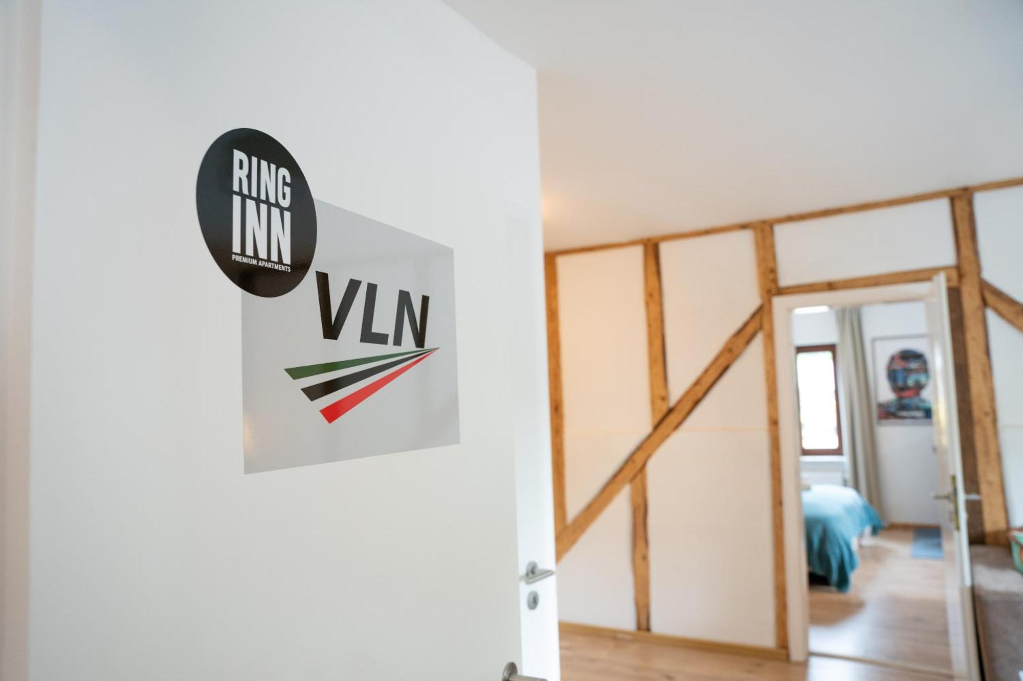 אדנאו The Ring Inn חדר תמונה